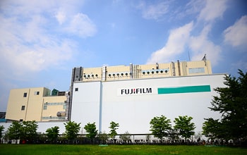 東京都調布市にあるフジフイルムのプリントラボ