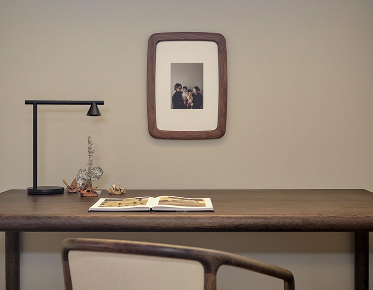 frame ROUND by karimoku